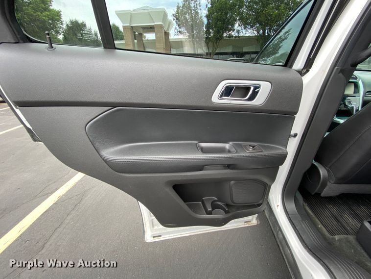 image for item HG9123 2014 Ford Explorer Limited  SUV