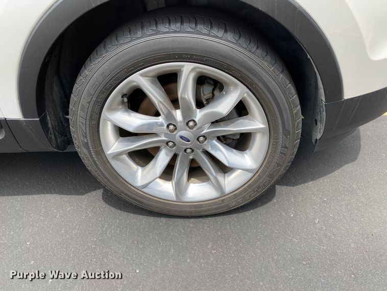 image for item HG9123 2014 Ford Explorer Limited  SUV