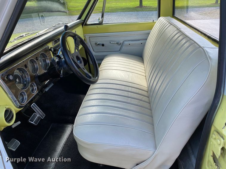 image for item HG9159 1972 Chevrolet C10  pickup truck