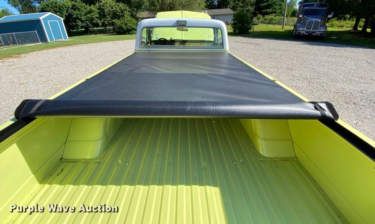 image for item HG9159 1972 Chevrolet C10  pickup truck