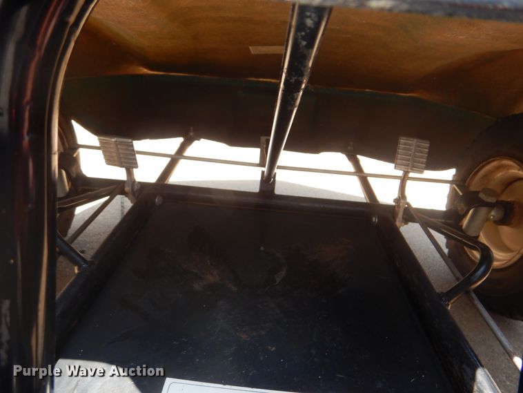 image for item HJ9814 F.W. & Associates mini car