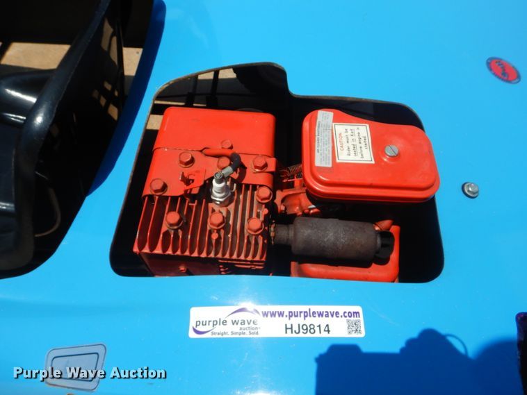 image for item HJ9814 F.W. & Associates mini car