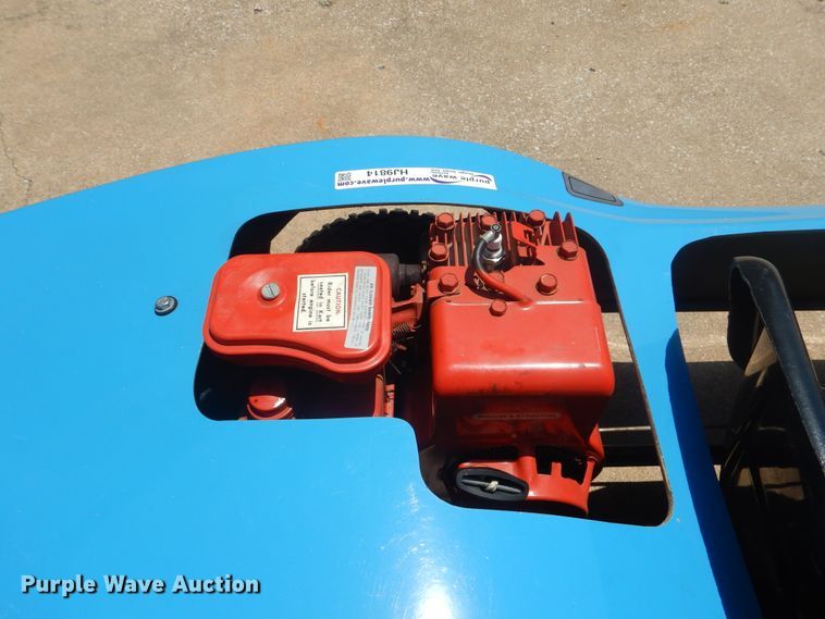 image for item HJ9814 F.W. & Associates mini car