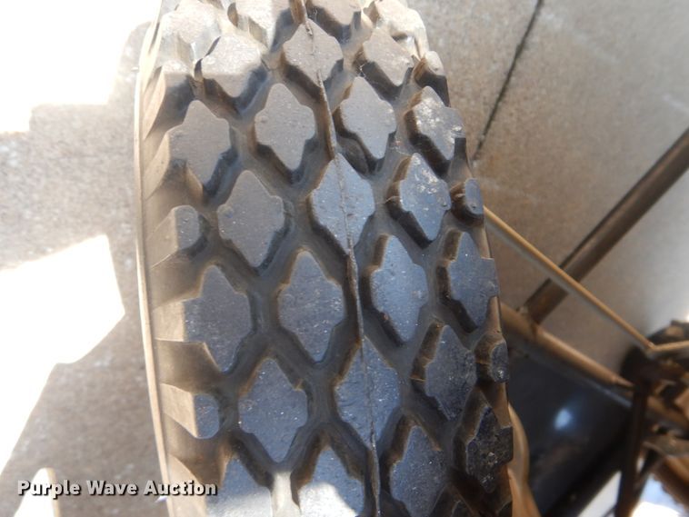 image for item HJ9814 F.W. & Associates mini car