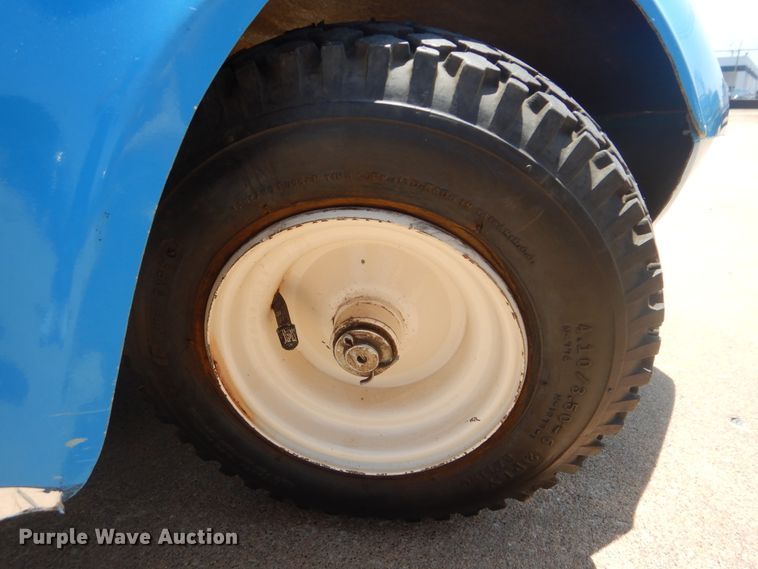 image for item HJ9814 F.W. & Associates mini car