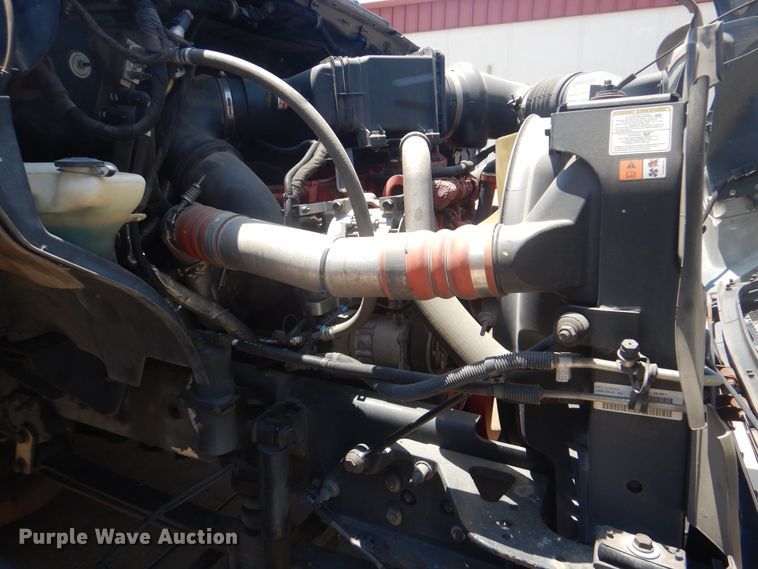 image for item HJ9815 2012 Ford F650 Super Duty  box truck