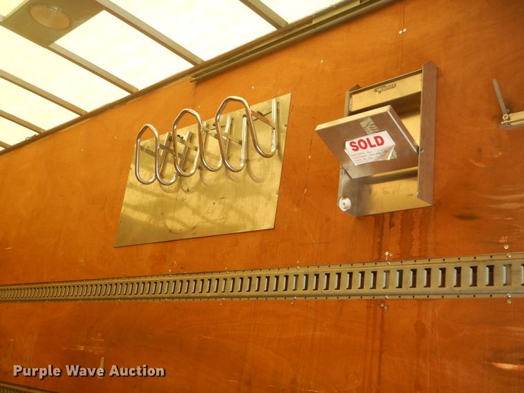 image for item HJ9815 2012 Ford F650 Super Duty  box truck