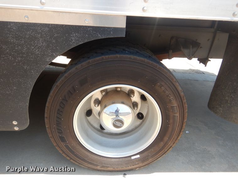 image for item HJ9815 2012 Ford F650 Super Duty  box truck