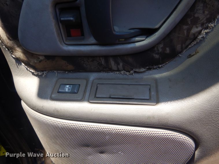 image for item HJ9816 2000 Chevrolet Tahoe  SUV