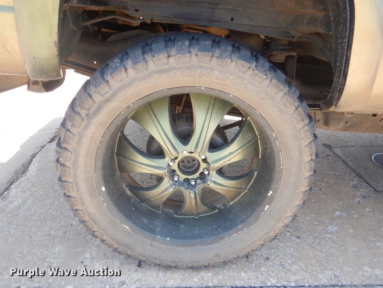 image for item HJ9816 2000 Chevrolet Tahoe  SUV