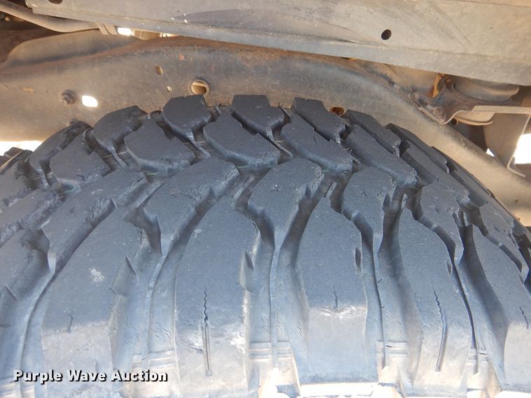 image for item HJ9816 2000 Chevrolet Tahoe  SUV