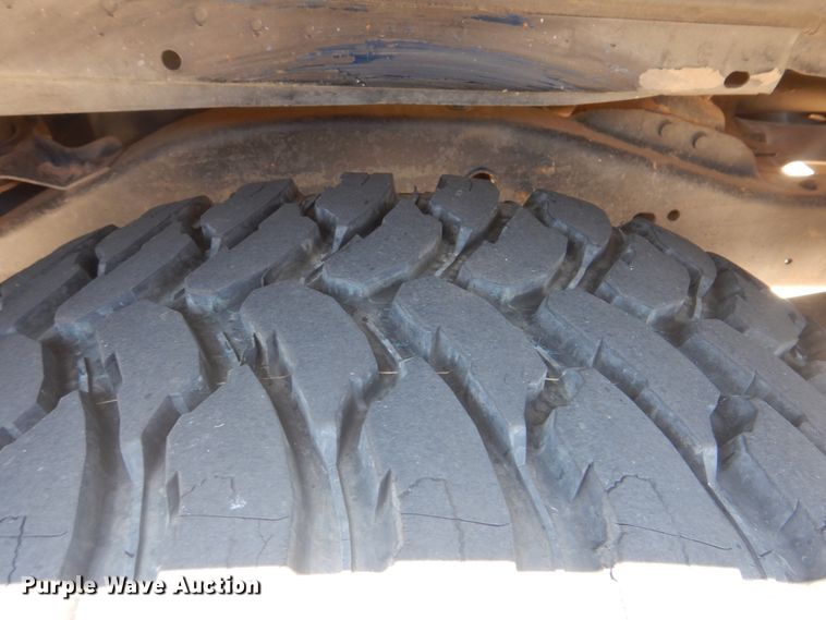 image for item HJ9816 2000 Chevrolet Tahoe  SUV