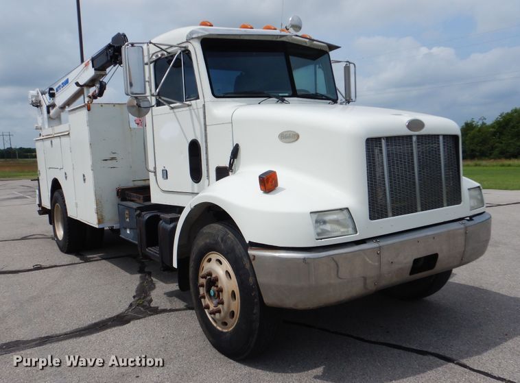 image for item HJ9827 1995 Peterbilt 330  utility bed truck with crane