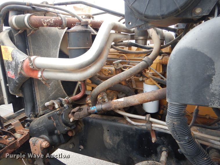 image for item HJ9827 1995 Peterbilt 330  utility bed truck with crane