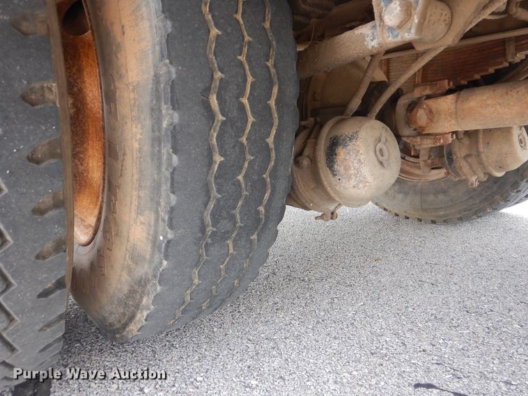 image for item HJ9827 1995 Peterbilt 330  utility bed truck with crane