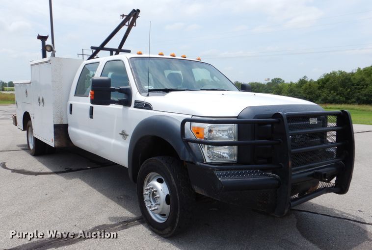 image for item HJ9830 2012 Ford F550 Super Duty  Crew Cab service truck