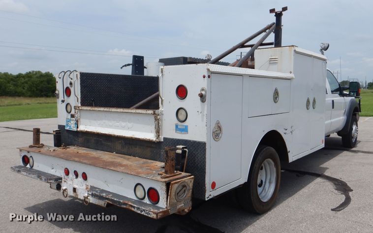 image for item HJ9830 2012 Ford F550 Super Duty  Crew Cab service truck