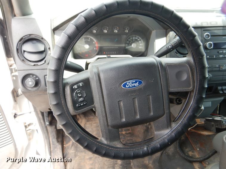 image for item HJ9830 2012 Ford F550 Super Duty  Crew Cab service truck