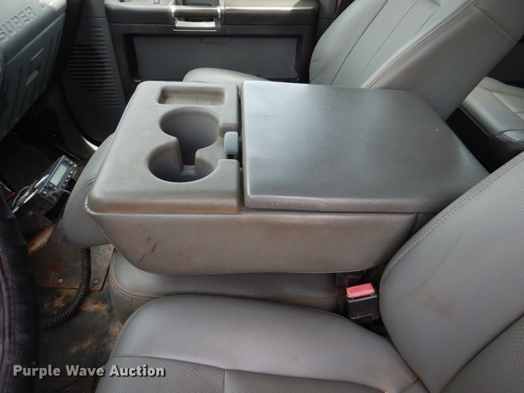 image for item HJ9830 2012 Ford F550 Super Duty  Crew Cab service truck