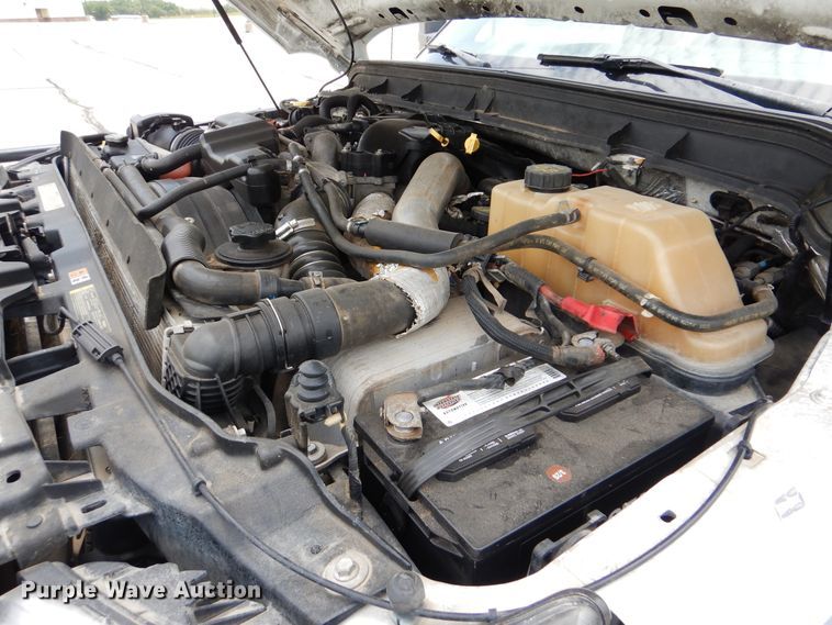 image for item HJ9830 2012 Ford F550 Super Duty  Crew Cab service truck