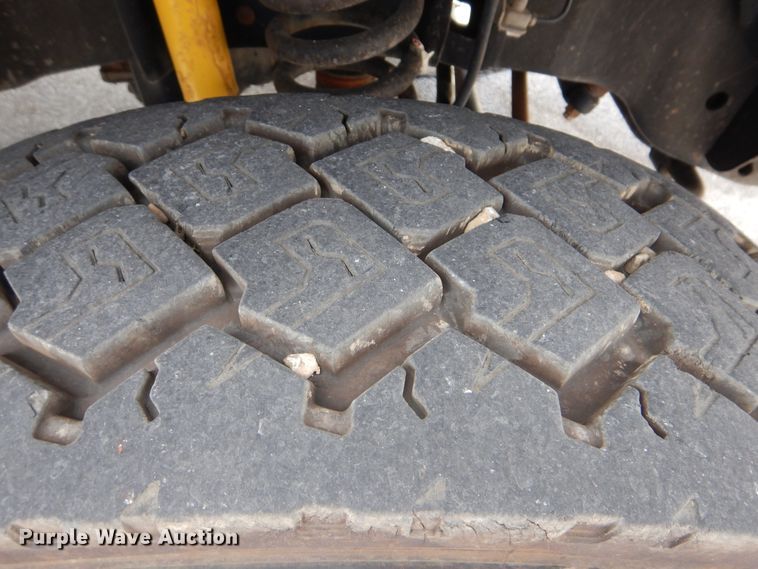 image for item HJ9830 2012 Ford F550 Super Duty  Crew Cab service truck