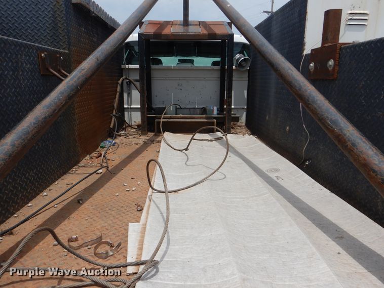 image for item HJ9830 2012 Ford F550 Super Duty  Crew Cab service truck