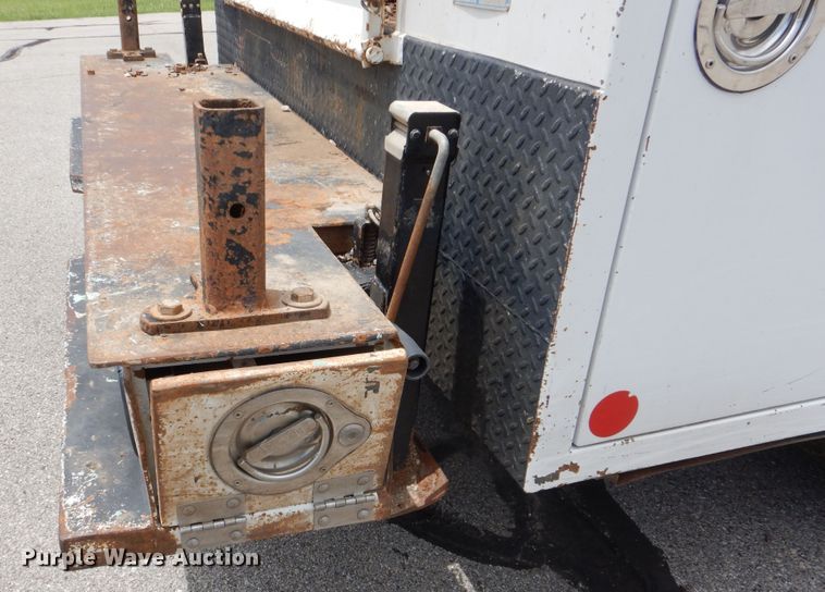 image for item HJ9830 2012 Ford F550 Super Duty  Crew Cab service truck