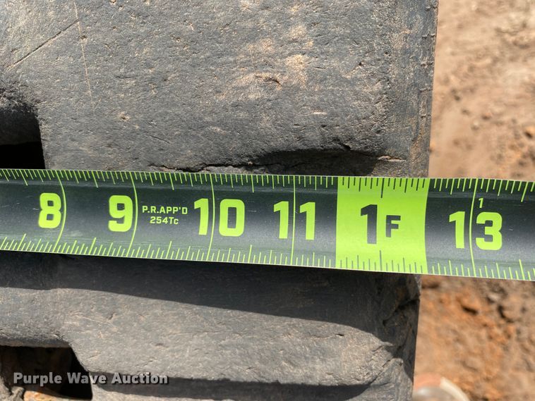 image for item HM9148 2002 Bobcat T190  tracked skid steer loader