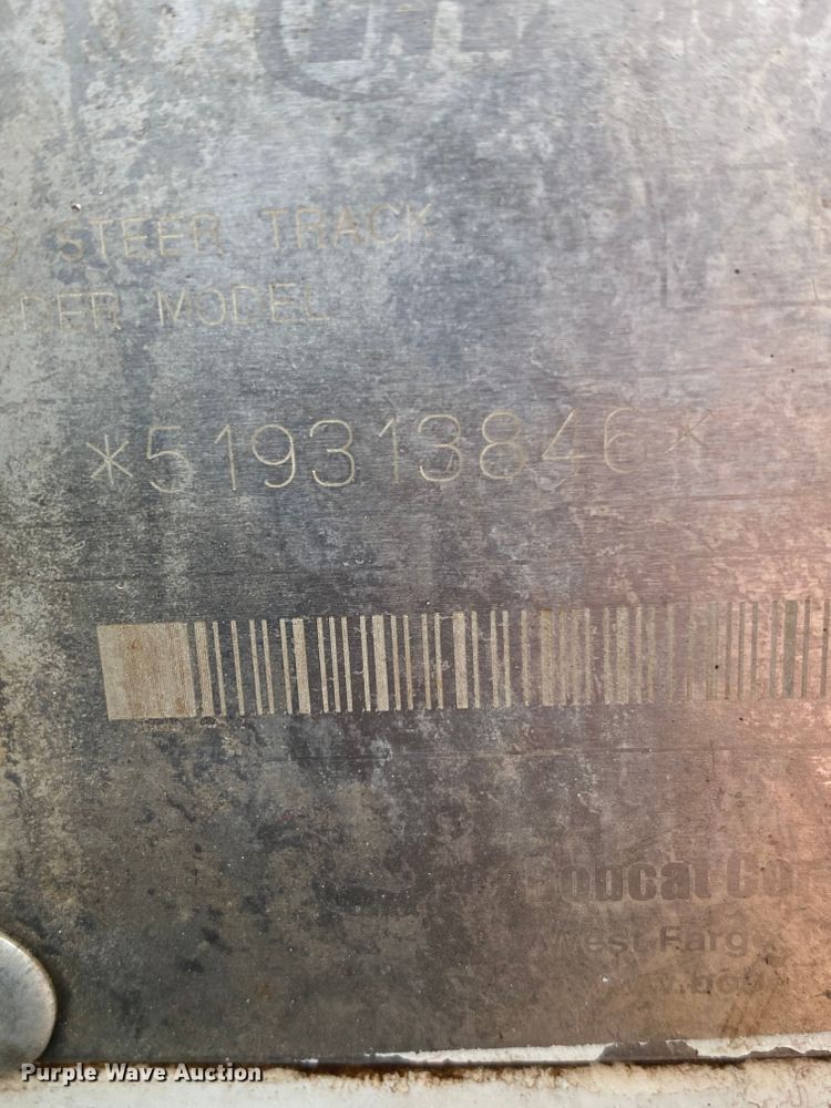 image for item HM9148 2002 Bobcat T190  tracked skid steer loader