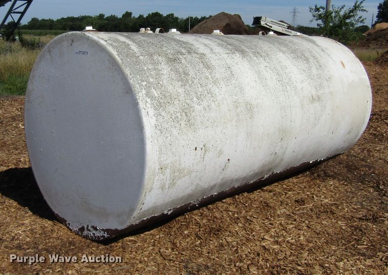 image for item HM9703 2,000 gallon tank