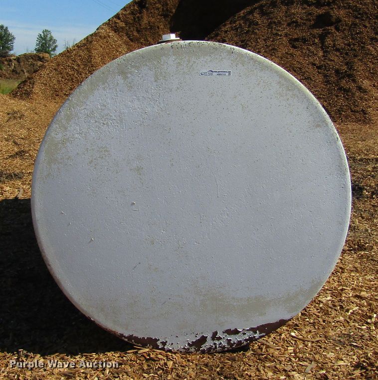 image for item HM9703 2,000 gallon tank