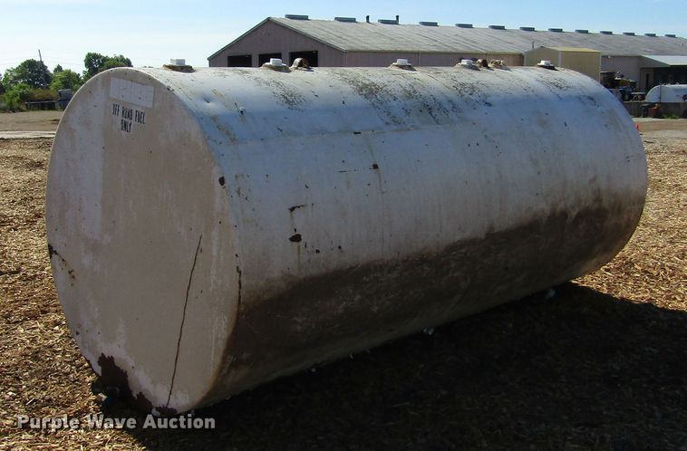 image for item HM9703 2,000 gallon tank