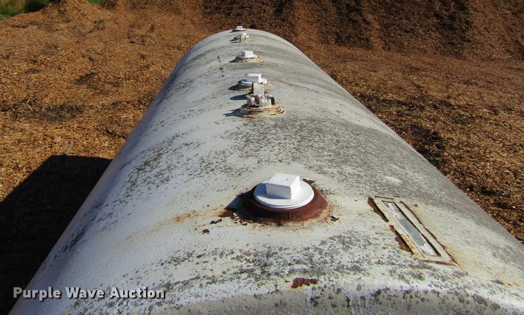 image for item HM9703 2,000 gallon tank