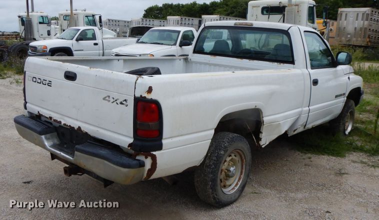 image for item HM9726 1999 Dodge Ram 1500  pickup truck