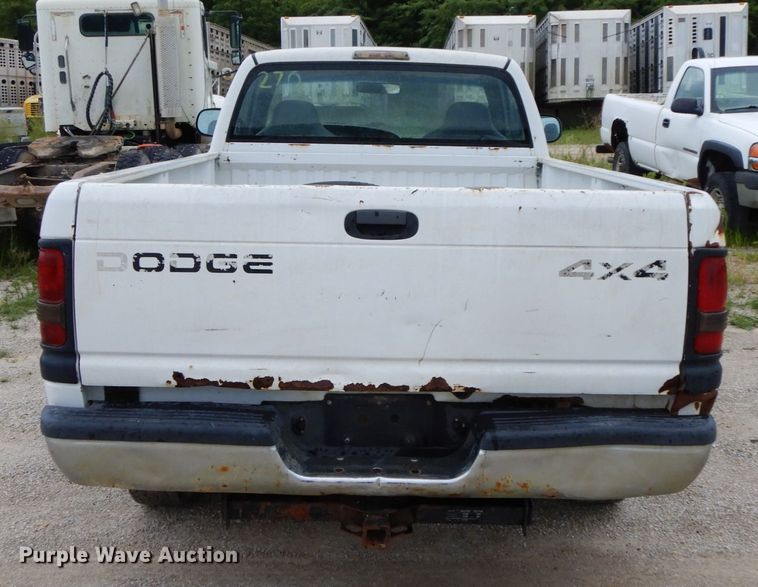 image for item HM9726 1999 Dodge Ram 1500  pickup truck