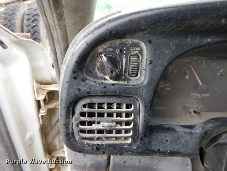 image for item HM9726 1999 Dodge Ram 1500  pickup truck