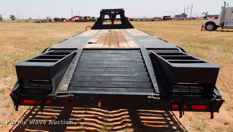 image for item HO9773 2017 Lamar FD02302A equipment trailer