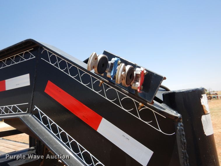 image for item HO9773 2017 Lamar FD02302A equipment trailer