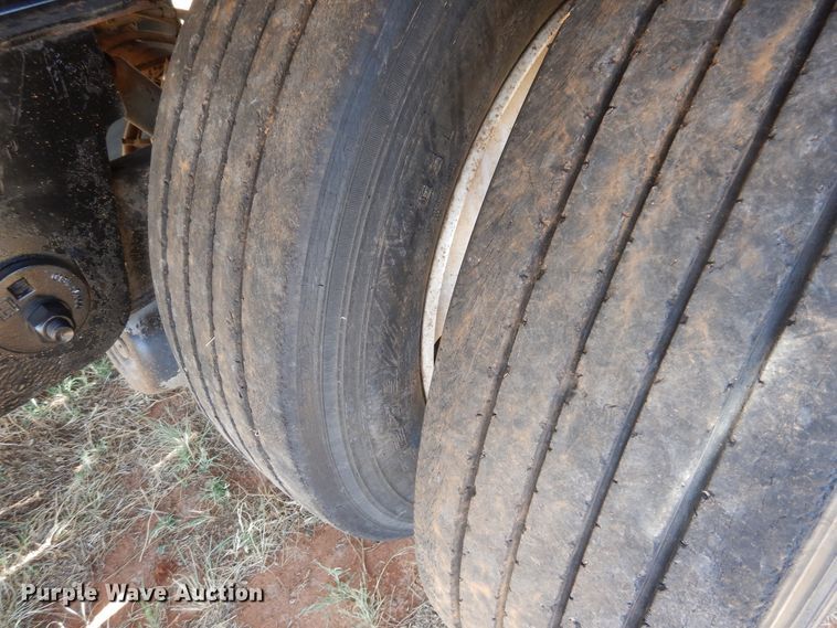 image for item HO9773 2017 Lamar FD02302A equipment trailer