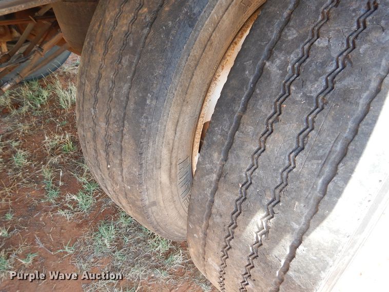 image for item HO9773 2017 Lamar FD02302A equipment trailer