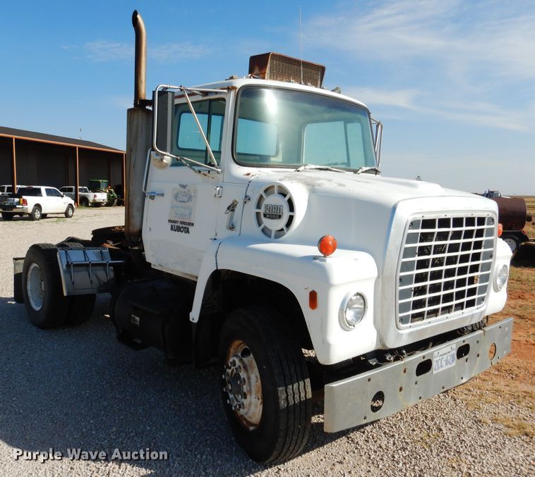 image for item HO9774 Ford 9000  semi truck