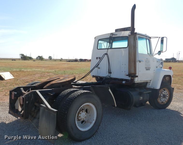 image for item HO9774 Ford 9000  semi truck