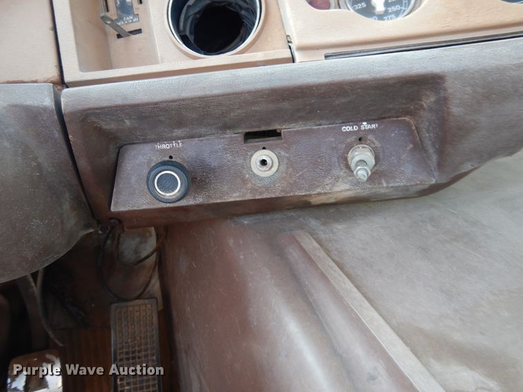 image for item HO9774 Ford 9000  semi truck