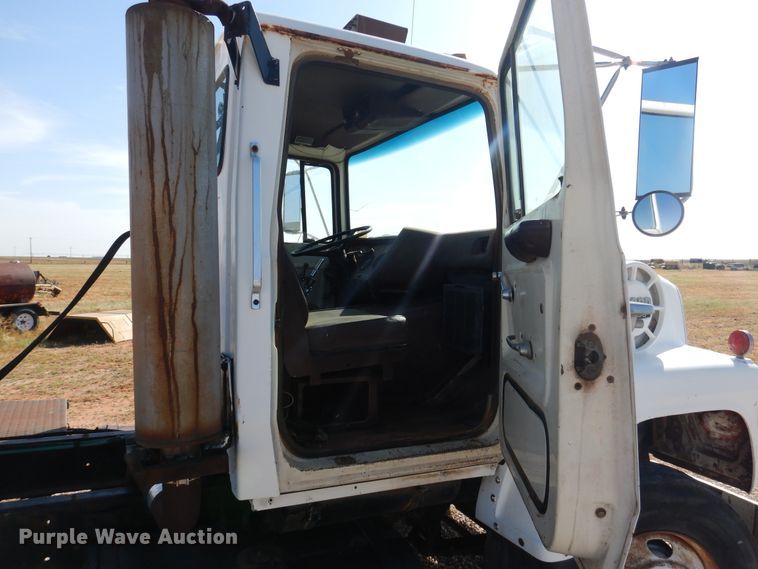 image for item HO9774 Ford 9000  semi truck