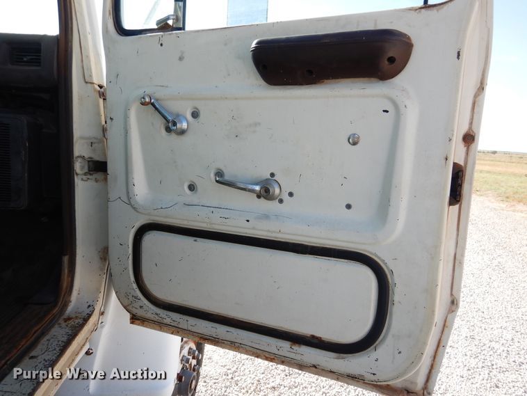 image for item HO9774 Ford 9000  semi truck