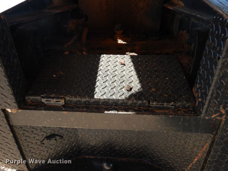 image for item HO9775 1987 Ford L9000  flatbed truck