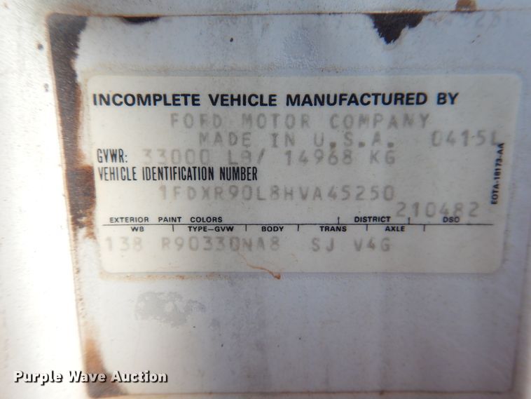 image for item HO9775 1987 Ford L9000  flatbed truck