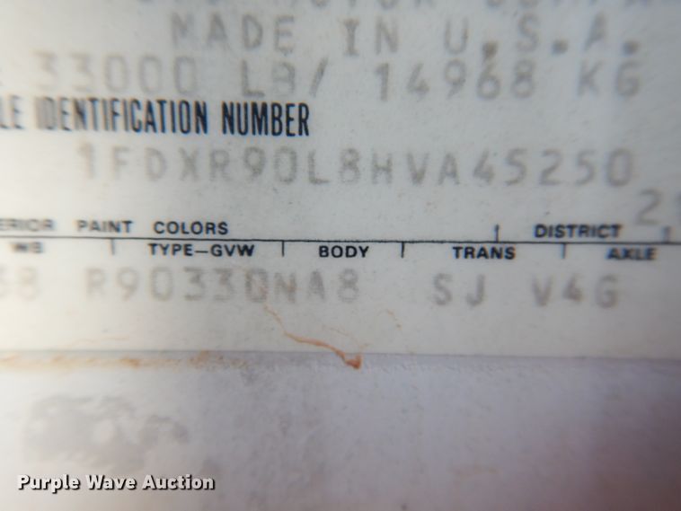 image for item HO9775 1987 Ford L9000  flatbed truck