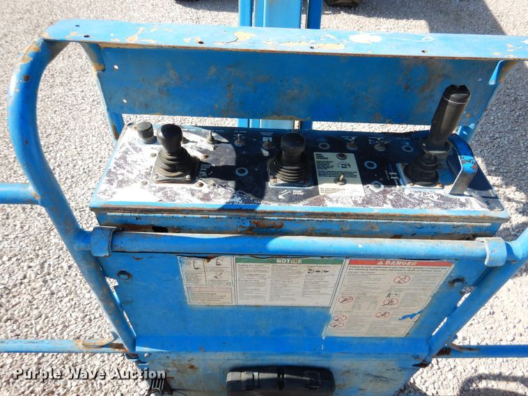 image for item HO9776 2002 Genie S65  boom lift