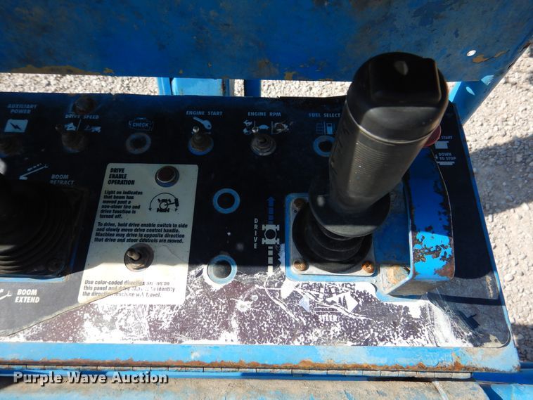 image for item HO9776 2002 Genie S65  boom lift